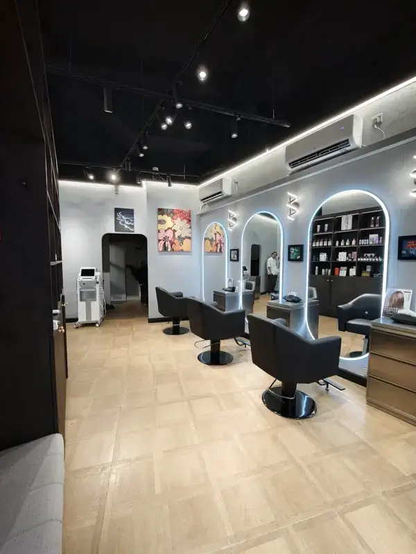 How Much Does a Hairdressing Course Cost in Hong Kong?